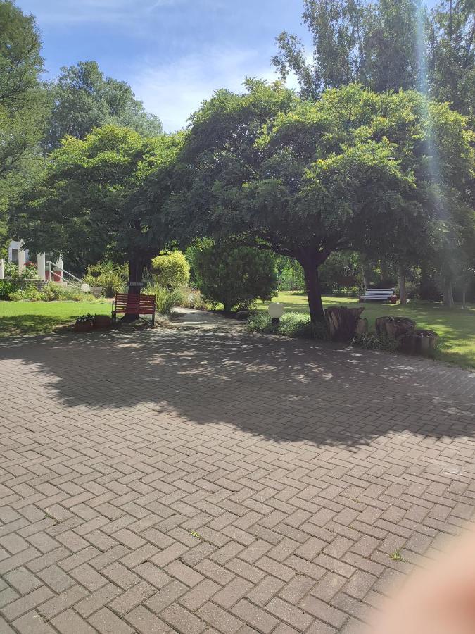 The Fairway Guesthouse Senekal Экстерьер фото